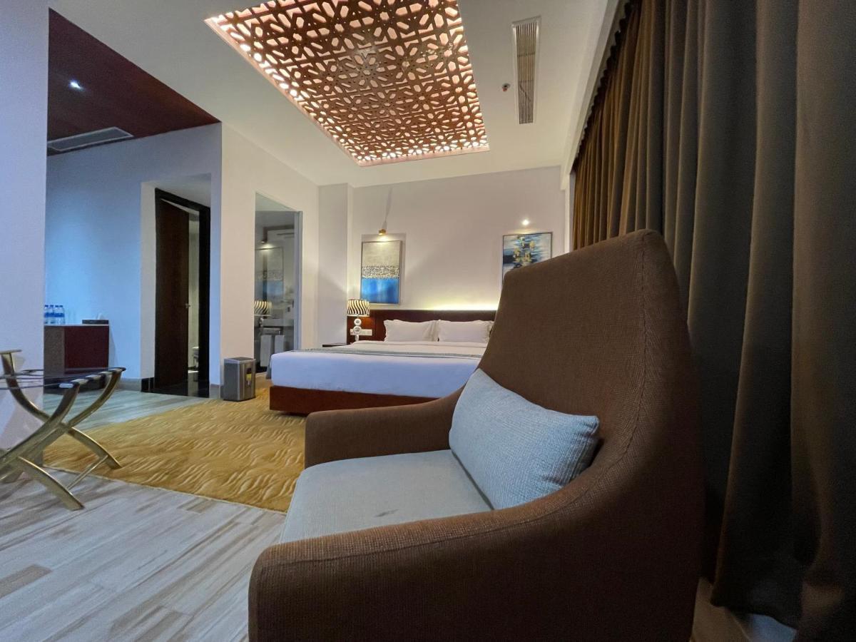 Empyrean Dhaka City Centre Exterior photo